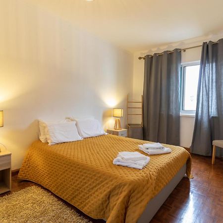 Casa Da Margarida - Area Privada Na Casa Da Anfitria Hotel ปอนตาเดลกาดา ภายนอก รูปภาพ