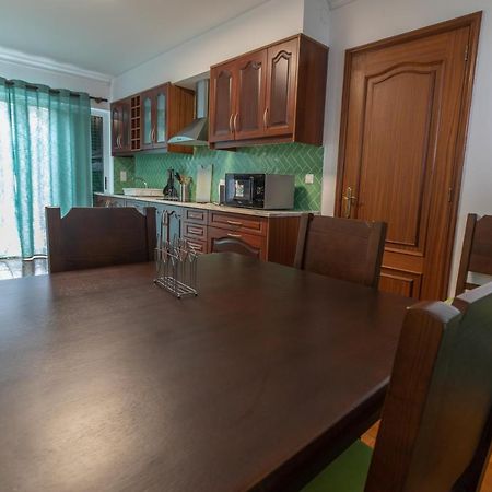 Casa Da Margarida - Area Privada Na Casa Da Anfitria Hotel ปอนตาเดลกาดา ภายนอก รูปภาพ