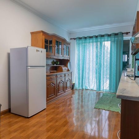 Casa Da Margarida - Area Privada Na Casa Da Anfitria Hotel ปอนตาเดลกาดา ภายนอก รูปภาพ