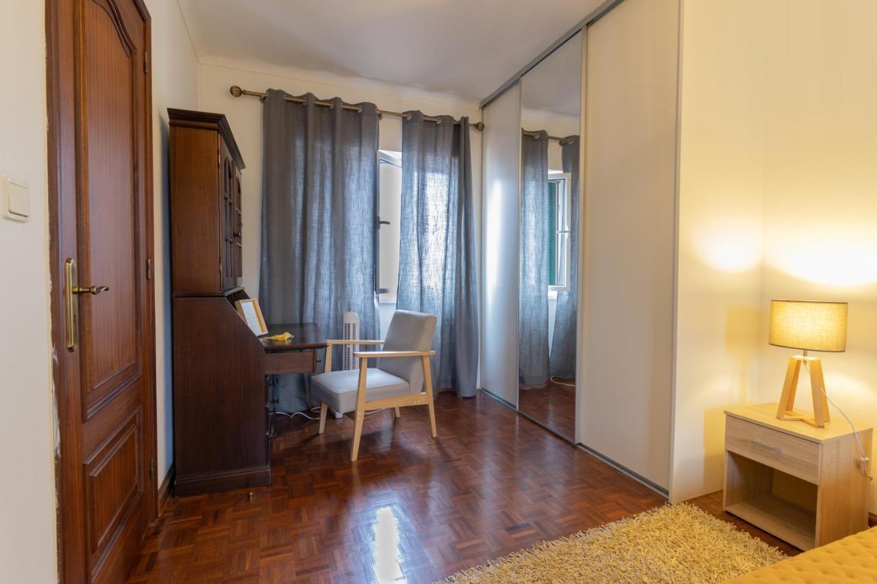 Casa Da Margarida - Area Privada Na Casa Da Anfitria Hotel ปอนตาเดลกาดา ภายนอก รูปภาพ