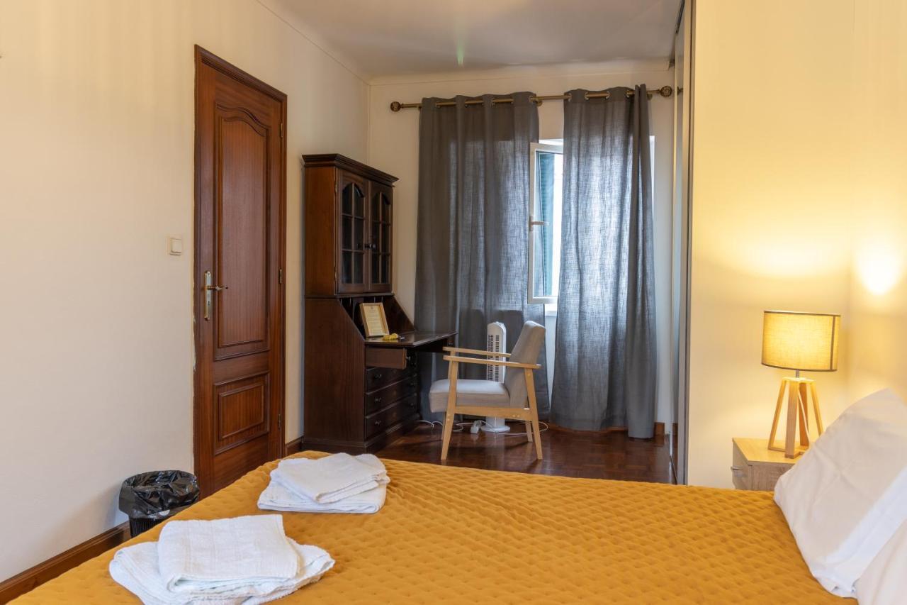 Casa Da Margarida - Area Privada Na Casa Da Anfitria Hotel ปอนตาเดลกาดา ภายนอก รูปภาพ