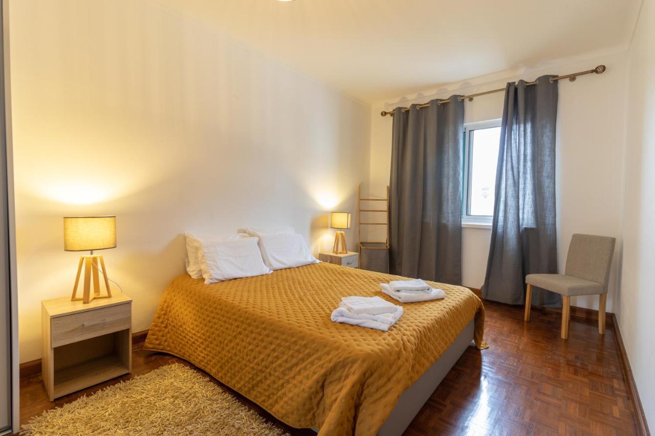Casa Da Margarida - Area Privada Na Casa Da Anfitria Hotel ปอนตาเดลกาดา ภายนอก รูปภาพ