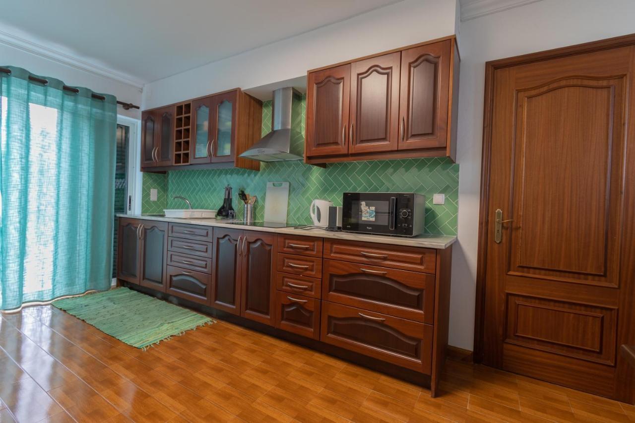 Casa Da Margarida - Area Privada Na Casa Da Anfitria Hotel ปอนตาเดลกาดา ภายนอก รูปภาพ
